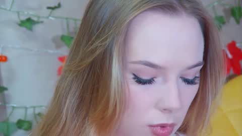 Snapshot of gentlerossi chatting on 10/14/25, 03:24 GentleRossi online show from 10/14/25, 03:24