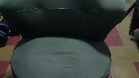 Genuino online show from 12/14/25, 04:29