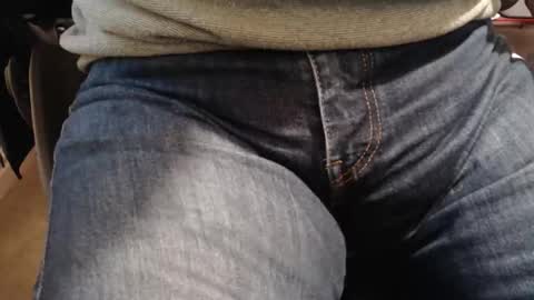 Snapshot of genus5678 chatting on 12/04/25, 01:42 genus5678 online show from 12/04/25, 01:42