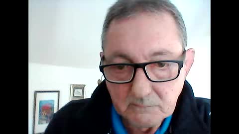 Snapshot of georg1412 chatting on 11/06/25, 12:39 georg1412 online show from 11/06/25, 12:39