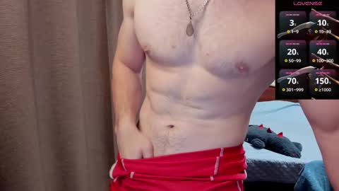 George lush is active online show from 11/11/25, 02:55