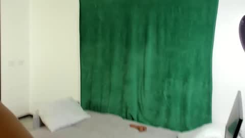 Snapshot of georgearmwrestler chatting on 12/25/24, 04:22 George my Fansly online show from 12/25/24, 04:22