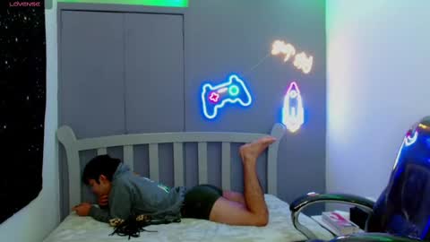 GEORGE online show from 12/23/24, 08:33