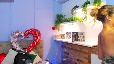 Georgina Coule online show from 02/17/25, 12:16