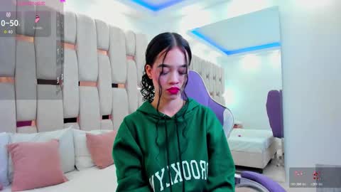 Georgina Kloss  online show from 03/27/26, 05:12