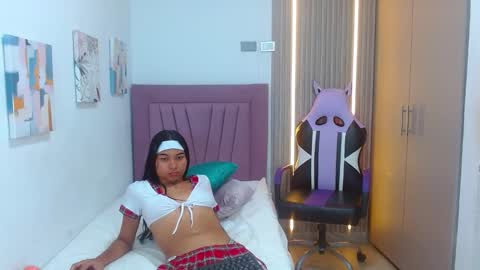 georgina_lulu online show from 12/31/24, 01:36