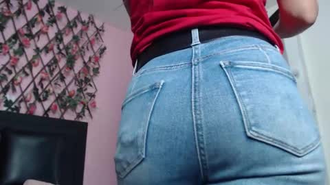 Georgi online show from 11/26/25, 12:17