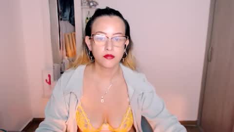 georgina Ferrer online show from 06/04/26, 04:07