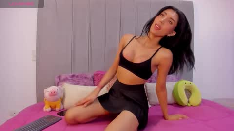 Snapshot of georginap chatting on 11/23/25, 04:34 GEORGINA online show from 11/23/25, 04:34