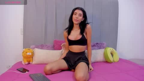 Snapshot of georginap chatting on 11/24/25, 03:50 GEORGINA online show from 11/24/25, 03:50