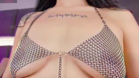 Kendal  online show from 12/04/25, 11:46