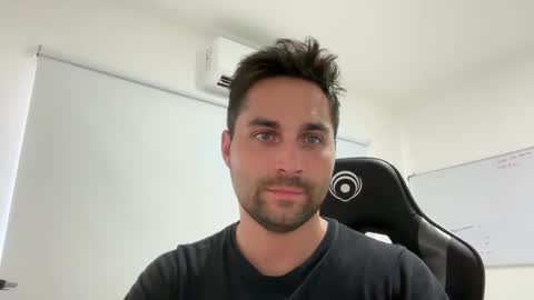 Snapshot of german_pecol chatting on 01/02/25, 06:56 german_pecol online show from 01/02/25, 06:56