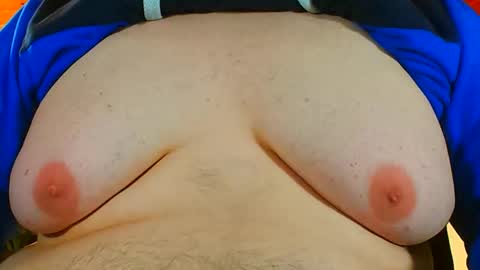 Snapshot of germanfatfemboy chatting on 11/12/25, 09:21 germanfatfemboy online show from 11/12/25, 09:21