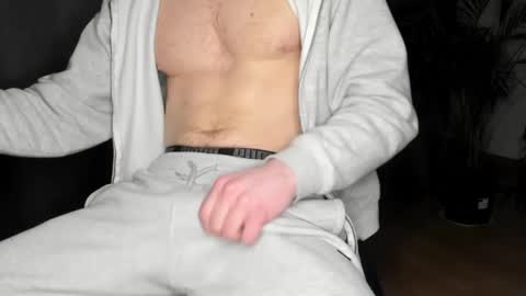 germanmike1997 online show from 12/23/24, 06:16