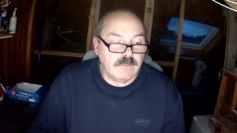 germany_50 online show from 10/30/25, 04:30