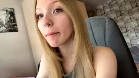 Sophie online show from 06/28/26, 04:29