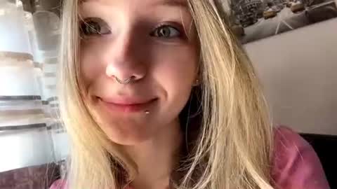 Sophie online show from 07/03/26, 05:58