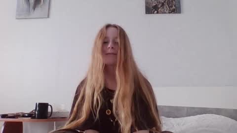 Kate online show from 04/05/26, 03:26