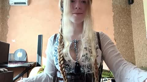 Kate online show from 04/07/26, 11:15