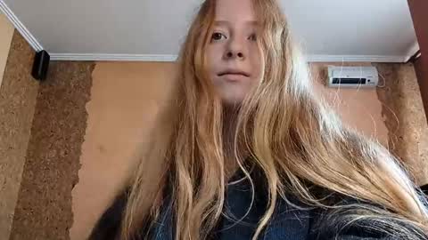 Kate online show from 05/22/26, 02:08