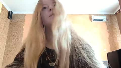 Kate online show from 05/30/26, 11:13