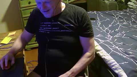 Snapshot of gethyn chatting on 02/01/25, 07:05 Gethyn online show from 02/01/25, 07:05