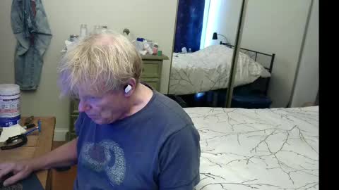 Snapshot of gethyn chatting on 10/04/25, 07:01 Gethyn online show from 10/04/25, 07:01