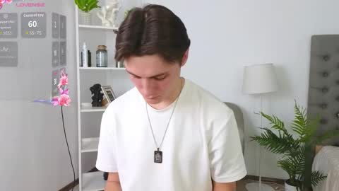 Alex online show from 10/19/25, 09:21