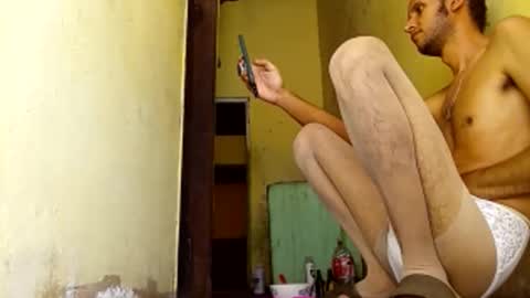 Gaby online show from 10/09/25, 05:22