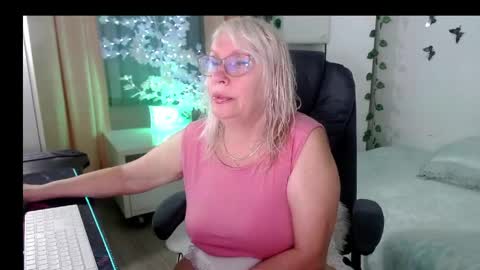 Ghertrudequeen online show from 06/02/26, 04:36