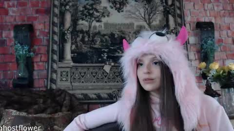 ghostflower online show from 09/18/25, 05:59