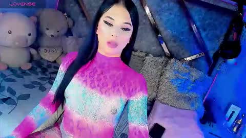 Snapshot of gia21xxx chatting on 11/02/25, 12:24 Gia Ferrara online show from 11/02/25, 12:24