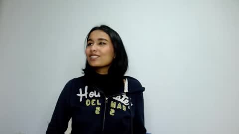 Snapshot of gia_lee10 chatting on 10/02/25, 03:13 Gia Lee online show from 10/02/25, 03:13