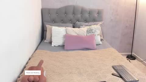 Gia online show from 02/16/26, 04:03