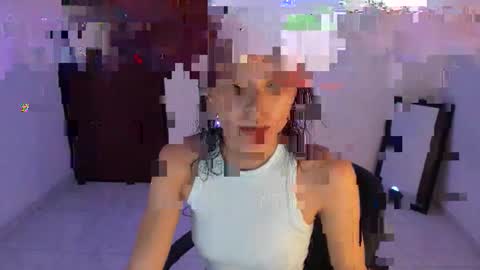 GIA WHITE Independet  online show from 12/17/25, 07:14