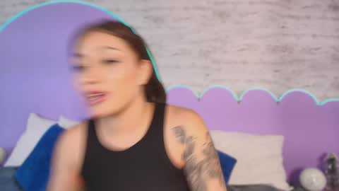 Gia online show from 02/05/26, 07:51