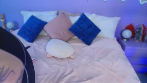 Gia online show from 02/25/26, 07:56