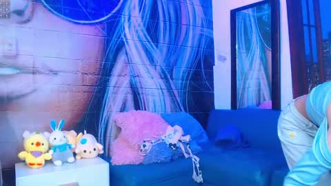 Snapshot of giaa_rossi chatting on 04/27/26, 02:15 giaa rossi online show from 04/27/26, 02:15