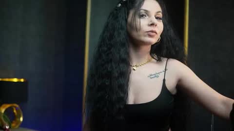 Snapshot of giaeasyice chatting on 02/05/26, 09:30 Gia online show from 02/05/26, 09:30