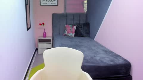 G I A  FOX online show from 02/19/25, 12:33