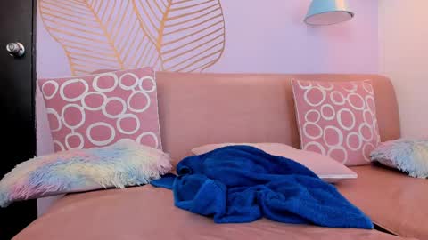 Gia  online show from 02/13/25, 09:17