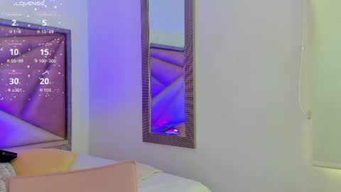 Gia  online show from 06/29/26, 06:41