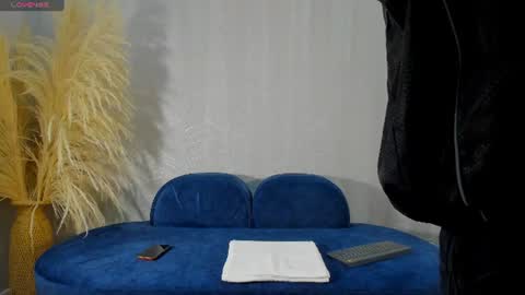 Snapshot of gian_rossii chatting on 06/14/26, 02:08 GIAN online show from 06/14/26, 02:08