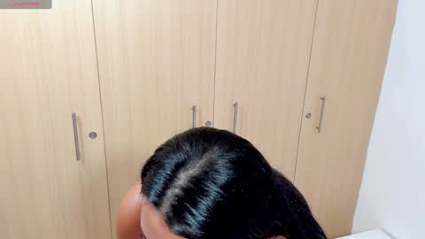 Snapshot of giannagovlea chatting on 01/25/25, 05:18 giannagovlea online show from 01/25/25, 05:18