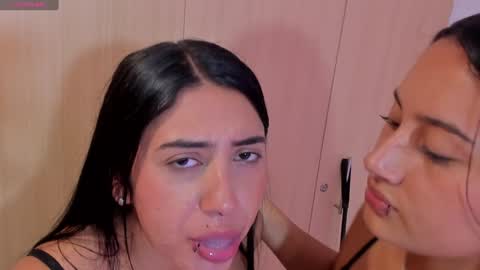 Snapshot of giannagovlea chatting on 01/28/25, 11:17 giannagovlea online show from 01/28/25, 11:17