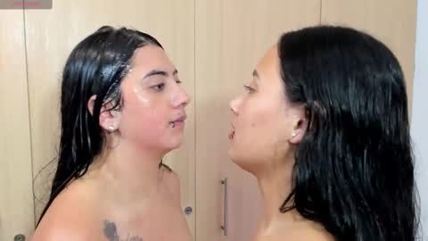 Snapshot of giannagovlea chatting on 02/22/25, 05:23 giannagovlea online show from 02/22/25, 05:23