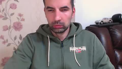 Gianni online show from 04/02/26, 09:01