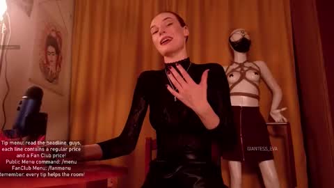 Eva online show from 10/16/25, 05:03