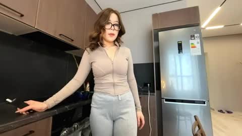 giascharmann online show from 03/31/26, 06:14