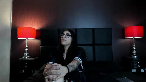 Gia and Tx online show from 05/18/26, 08:14